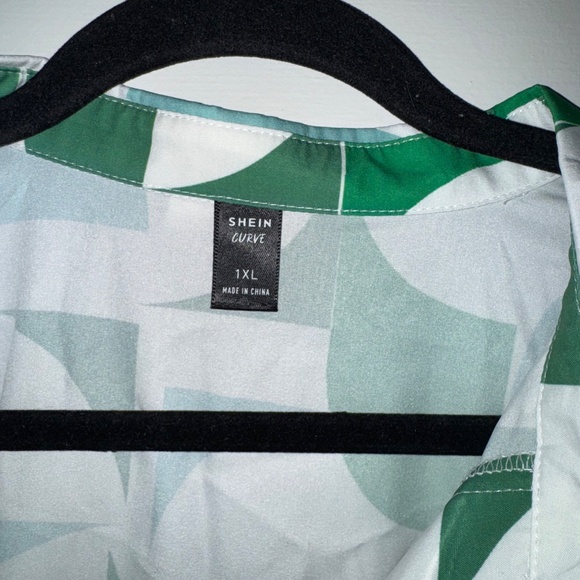 NWT Women's Belted Shirt Dress - Picture 5 of 7